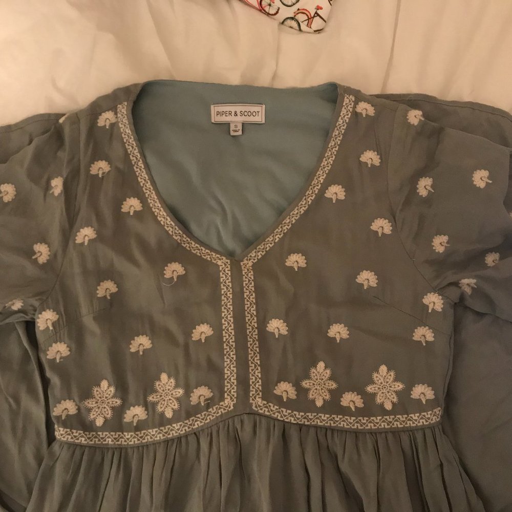 Roolee - Belnap Embroidered Maxi Dress blue-green